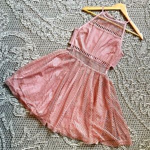 Beautiful spring dress.